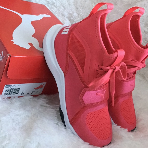 Selena Gomez’s Puma Phenom Training Shoe (Red) - Picture 3 of 8